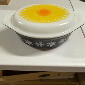 Vintage Pyrex  Floral Casserole Dish with Lid